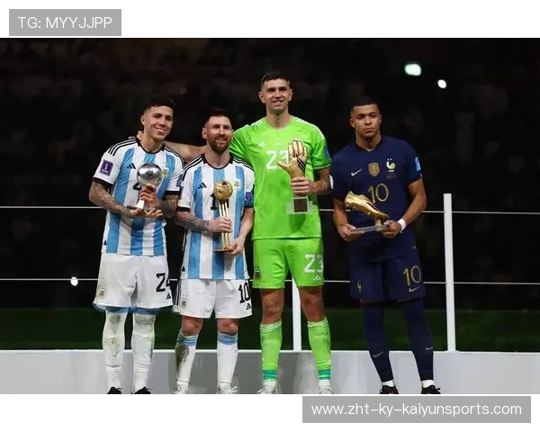 巴萨深陷泥潭难自拔——荣誉背后的无奈 巴萨深陷泥潭难自拔——荣誉背后的无奈