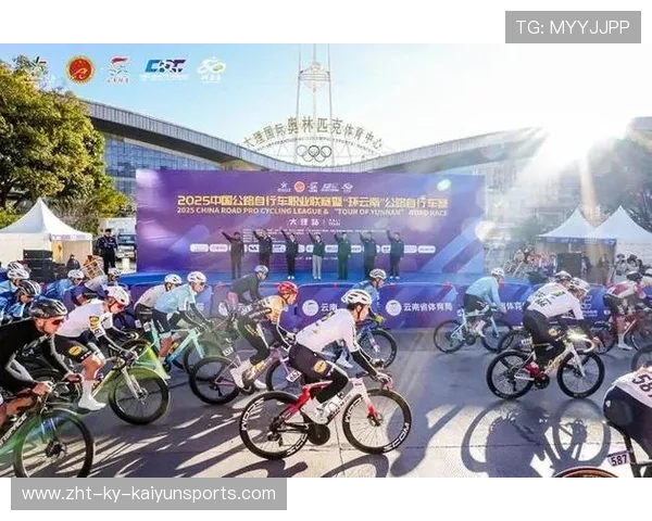 自行车团队换位配合铸就冲刺王